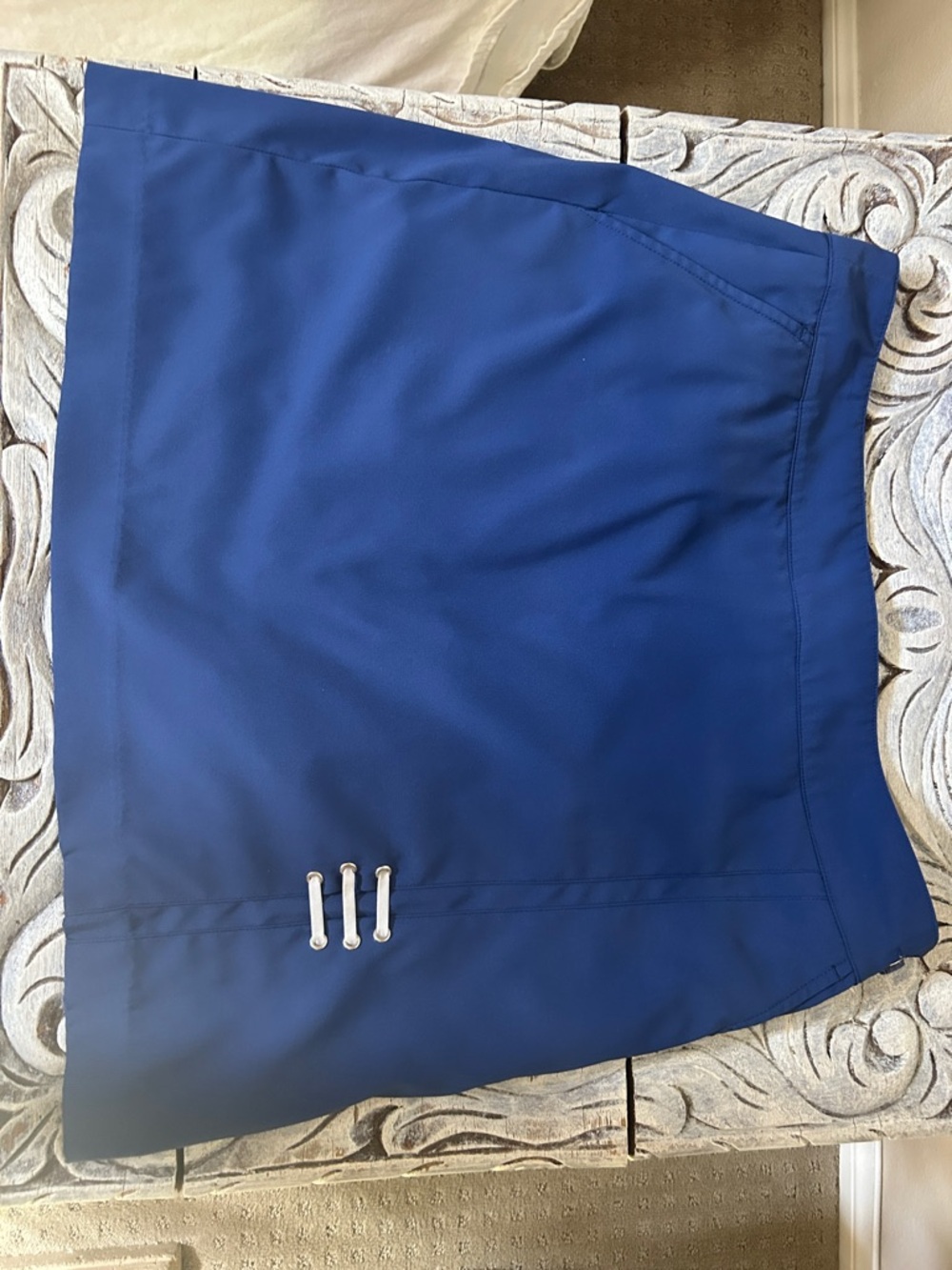 Navy Pencil Skirt with Decorative Hardware. Evan Piccone golf skirt. Size 8.